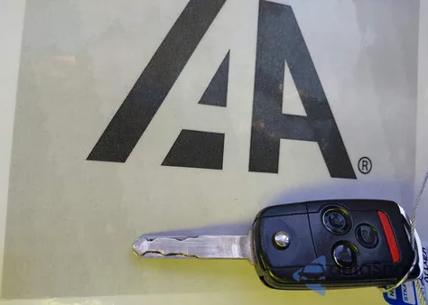 2010 Acura Tsx 2.4 from USA, damaged, VIN JH4CU2F64AC034675